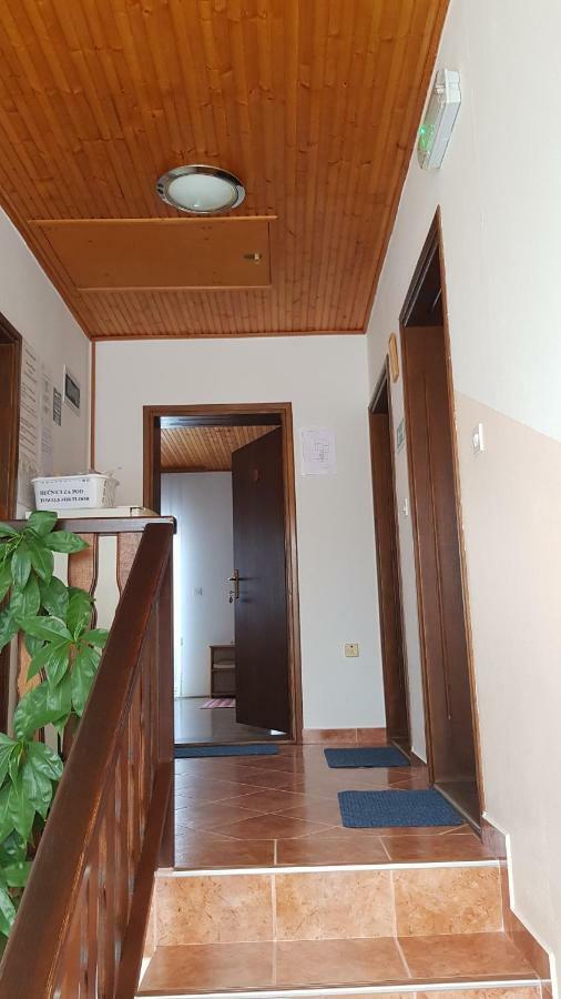 Hotel House Anamarija Selište Drežničko Exterior foto